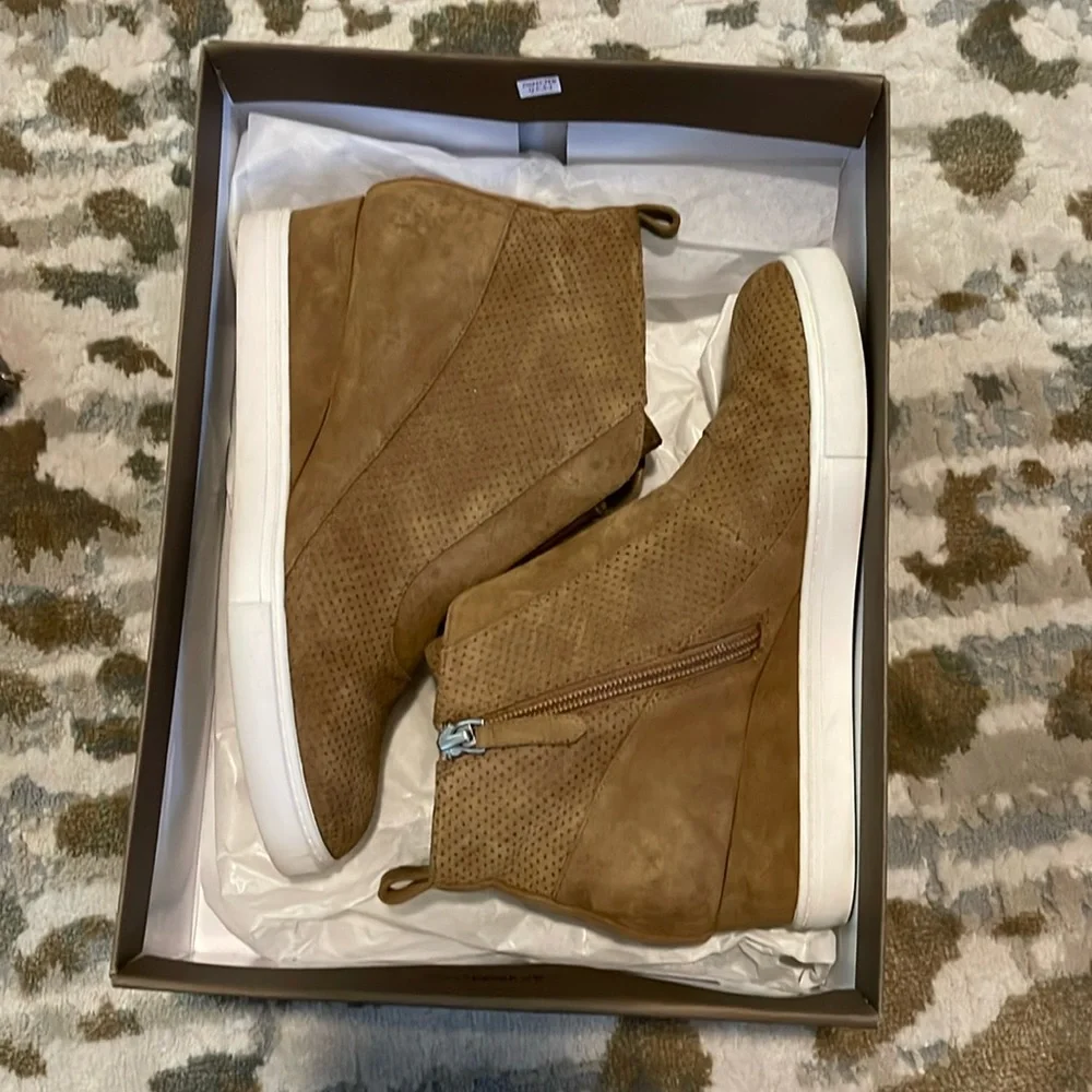 Linea Paolo Women's Anna Toffee Perforated Suede Platform Wedge Sneakers Size 7